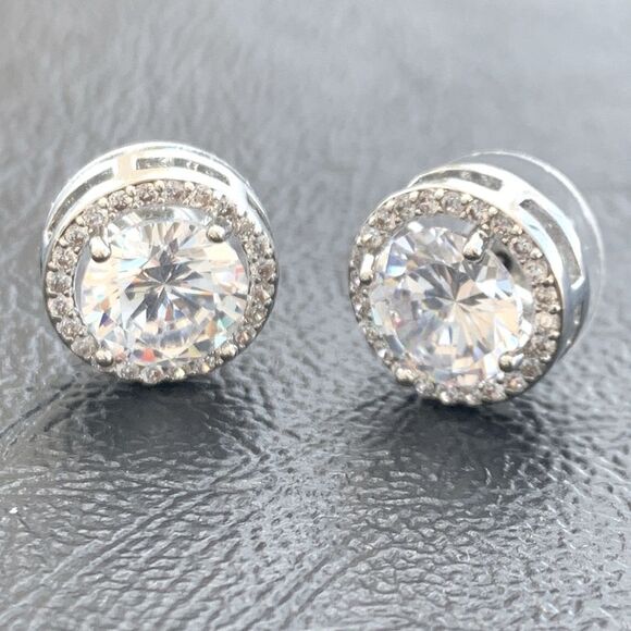 Men’s Cubic Zirconia Silver Tone Round Hip Hop Iced Out CZ Stud Earring Pair NEW - Picture 4 of 9